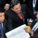 Lista de assinaturas com pedido de abertura de CPI para investigar a CBF