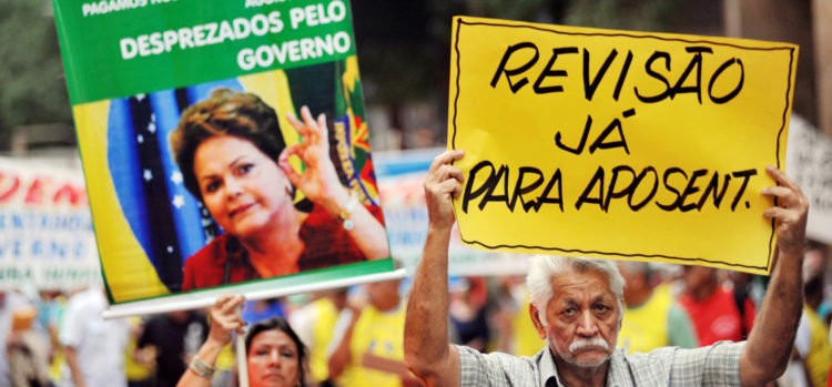 Novas regras para aposentadoria no Brasil vai prolongar prazo para acesso ao benefício