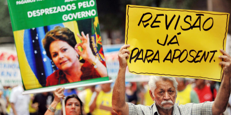 Novas regras para aposentadoria no Brasil vai prolongar prazo para acesso ao benefício