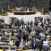 Deputados aprovam mandatos eletivos de cinco anos