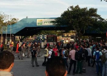 Trabalhadores demitidos da BMS em Macaé-RJ