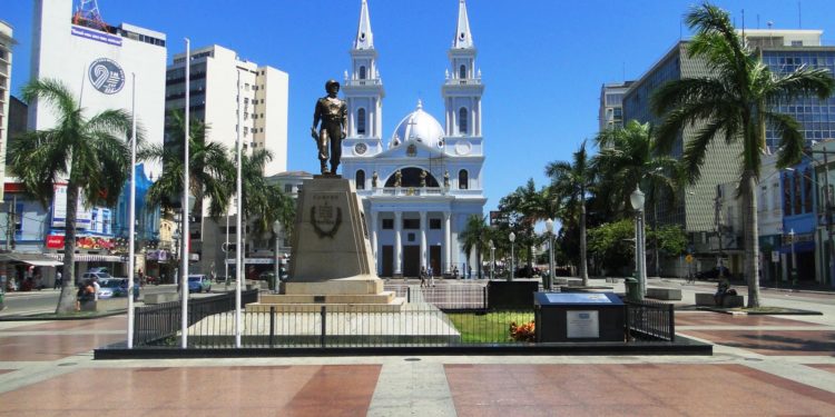 Campos-RJ: Aumento de arrecadação e arrocho salarial para servidores