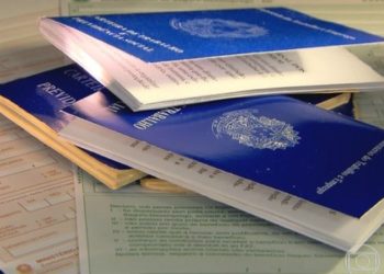 2015 deve fechar com 1 milhão de desempregados