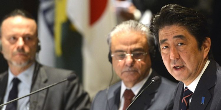 Reunião CNI - Keidanren com a presença do Primeiro Ministro japonês, Shinzo Abe. Luciano Coutinho, Presidente do BNDES; Robson Braga de Andrade, Presidente da CNI; Shinzo Abe, Primeiro Ministro japonês.Brasília - DF 01/08/2014 Foto: José Paulo Lacerda