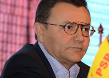 Carlos Siqueira é um remanescente da velha política