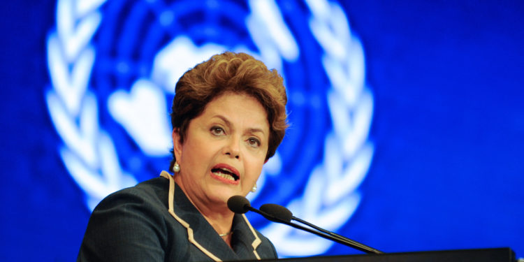 Rio de Janeiro - Presidenta Dilma Rousseff e o secretário-geral da Organização das Nações Unidas (ONU), Ban Ki-moon, durante cerimônia de encerramento da Conferência das Nações Unidas sobre Desenvolvimento Sustentável, a Rio+20