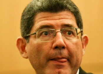 DF - COLETIVA / JOAQUIM LEVY - POLÍTICA - Ministro da fazenda Joaquim Levy durante entrevista coletiva, apos transmissao de cargo no Banco Central nessa segunda-feira(05) em Brasília. 05/01/2015 - Foto: JOEL RODRIGUES/FRAME/FRAME/ESTADÃO CONTEÚDO