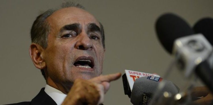 Brasília - Ministro da Saúde, Marcelo Castro, anuncia as últimas ações do governo no combate ao mosquito Aedes aegypti, em coletiva no Palácio do Planalto (Fabio Rodrigues Pozzebom/Agência Brasil)