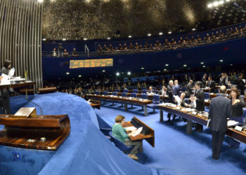 Plenário do Senado durante sessão deliberativa.