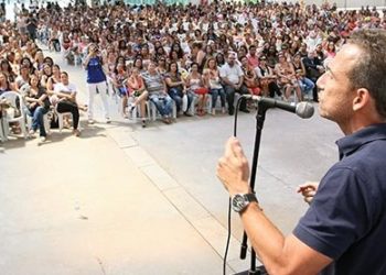 Encontro anual dos profissionais da Secretaria Municipal de Educação, realizado no Centro de Convenções Jornalista Roberto Marinho. Macaé, 03 de fevereiro de 2016. Data  03/02/2016. Macaé/RJ/Brasil