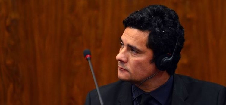 São Paulo - O juiz Federal Sérgio Moro participa do simpósio Lava Jato e Mãos Limpas, realizado no auditório do Ministério Público Federal (Rovena Rosa/Agência Brasil)