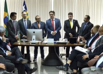 Brasília-  Reunião da executiva nacional do PP para marcar convenção e decidir se continua na base do governo, o senador Ciro Nogueira fala durante a reunião (José Cruz/Agência Brasil)