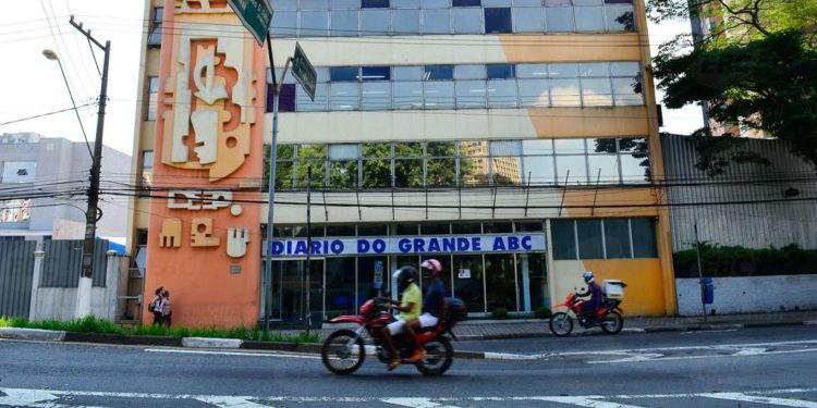 São Paulo -Fachada do jornal Diário do Grande ABC, investigado pela Operação Lava Jato (Rovena Rosa/Agência Brasil)