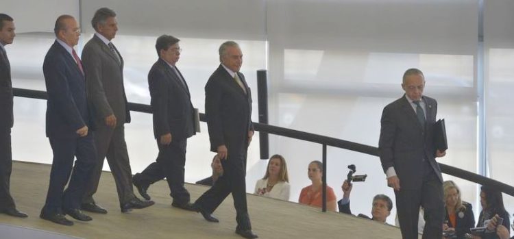 Brasília - Encontro dos representantes da Confederação das Associações Comerciais e Empresariais do Brasil com o presidente interino Michel Temer e ministros (José Cruz/Agência Brasil)