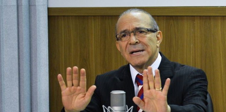 O Bom Dia, Ministro recebe o ministro-chefe da Secretaria de Aviação Civil, Eliseu Padilha.Ele fala sobre a concessão de aeroportos,a reestruturação da Infraero e o programa de aviação regional (José Cruz/Agência Brasil)