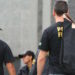 SP - OPERA«√O LAVA JATO - GERAL - MovimentaÁ„o na SuperintendÍncia da PolÌcia Federal no bairro da Lapa, Zona Oeste de S„o Paulo, SP, nesta sexta-feira (14). A PolÌcia Federal (PF) deflagra a sÈtima fase da OperaÁ„o Lava Jato, cumprindo mandados de pris„o e busca e apreens„o no Paran·, em S„o Paulo, no Rio de Janeiro, em Minas Gerais, em Pernambuco e no Distrito Federal. 14/11/2014 - Foto: MARCOS BEZERRA/FUTURA PRESS/FUTURA PRESS/ESTAD√O CONTE⁄DO