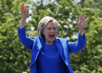 Democratic presidential candidate, former Secretary of State Hillary Rodham Clinton arrives to speak to supporters Saturday, June 13, 2015, on Roosevelt Island in New York. (AP Photo/Julio Cortez)