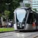 Rio de Janeiro - Viagem inaugural do Veículo Leve sobre Trilhos (VLT) Carioca, no centro da cidade (Fernando Frazão/Agência Brasil)
