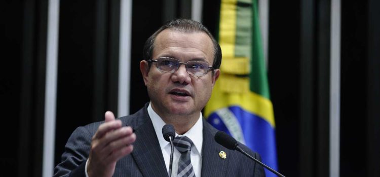 Plenário do Senado Federal durante sessão deliberativa ordinária.Em discurso, senador Wellington Fagundes (PR-MT). Foto: Moreira Mariz/Agência Senado.