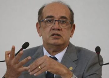 Brasília - o presidente do Tribunal Superior Eleitoral (TSE), ministro Gilmar Mendes, fala aos jornalistas sobre eleições 2016 (José Cruz/Agência Brasil)