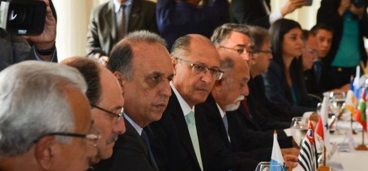 O Fórum Permanente de Governadores,O encontro será coordenado pelo governador do Distrito Federal, Rodrigo Rollemberg, na Residência Oficial de Águas Claras. (Marcello Casal Jr/Agência Brasil)