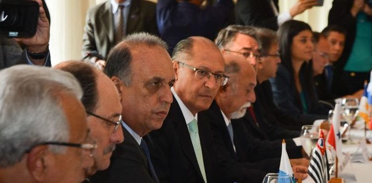 O Fórum Permanente de Governadores,O encontro será coordenado pelo governador do Distrito Federal, Rodrigo Rollemberg, na Residência Oficial de Águas Claras. (Marcello Casal Jr/Agência Brasil)