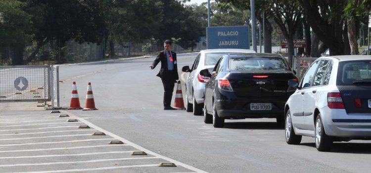Brasília- DF 20-05-2016  Barreira em frente ao palácio do Jaburu. O acesso ao palácio da Alvorada só com permissão. Foto Lula Marques/Agência PT