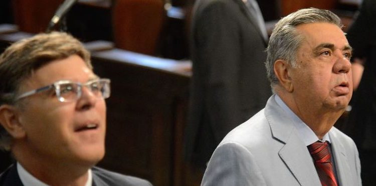 Rio de Janeiro - Plenária da Assembleia Legislativa do Estado do Rio de Janeiro (Alerj)  que acaba de aprovar o texto-base enviado pelo governo do estado propondo a privatização da Companha Estadual de Água e Esgoto (Cedae). A proposta recebeu 41 votos favoráveis e 28 contrários. (Tânia Rêgo/Agência Brasil)