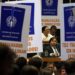 Brasília - Deputados de partidos de oposição ao governo tentam adiar a votação em plenário do projeto de lei (6787/16), que trata da reforma trabalhista (Antonio Cruz/Agência Brasil)