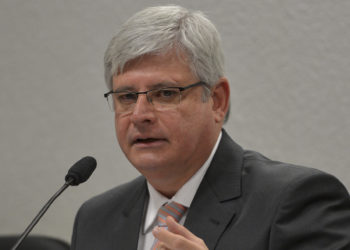 A Comissão de Constituição e Justiça do Senado sabatina o procurador da República Rodrigo Janot, indicado para o cargo de procurador-geral da República.