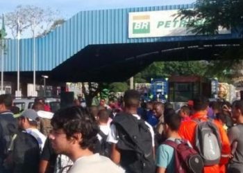 Demissões na Bacia de Campos