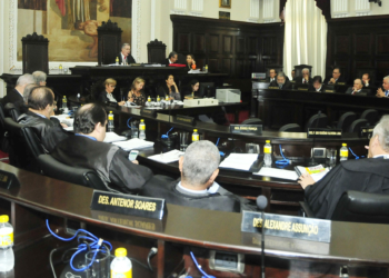 Sessão do Tribunal de Justiça de Pernambuco