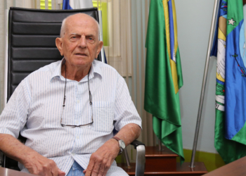 Dr. Silvestre