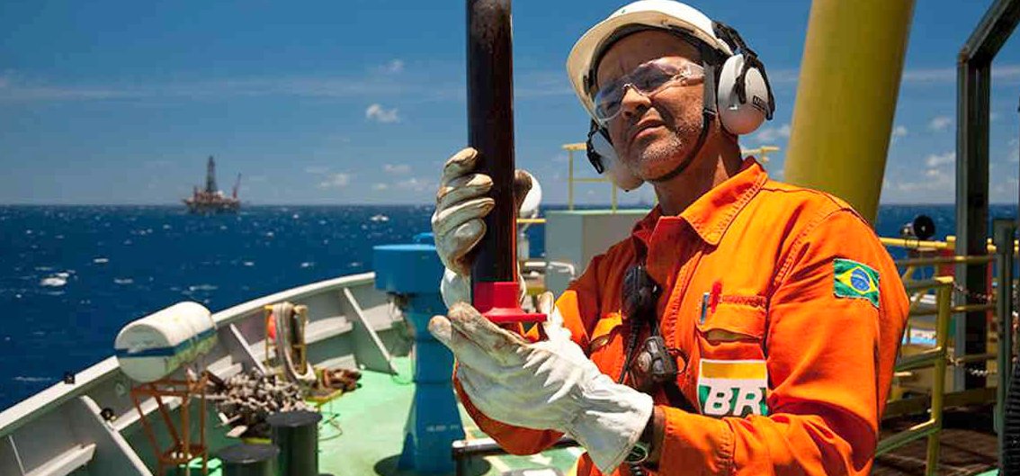 Produção de petróleo na Bacia de Santos