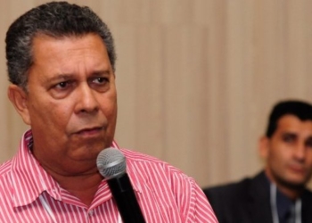 Economista da Universidade do Norte Fluminense