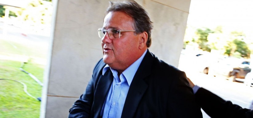 Ex-ministro preso pela Polícia Federal