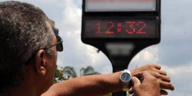 Governo manterá o horário de verão
