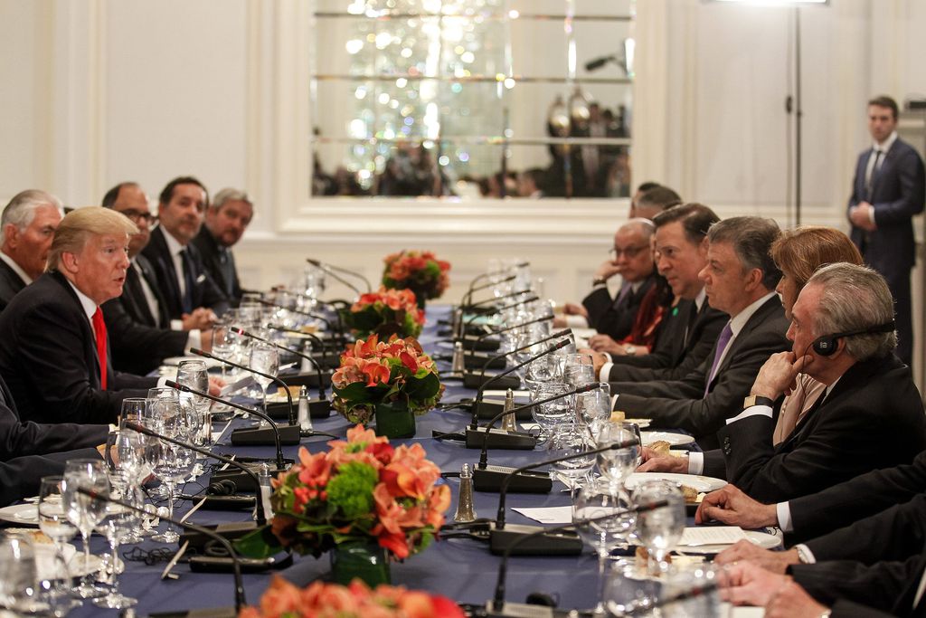 Nova York (EUA) - Os presidentes dos Estados Unidos da América, Donald Trump, e do Brasil, Michel Temer, durante jantar de trabalho oferecido pelo presidente americano (Beto Barata/PR)