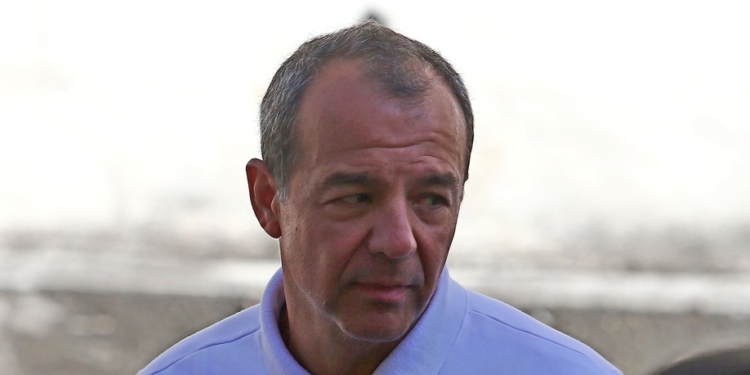 Ex-governador do Rio condenado a 45 anos de prisão