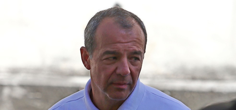 Ex-governador do Rio condenado a 45 anos de prisão