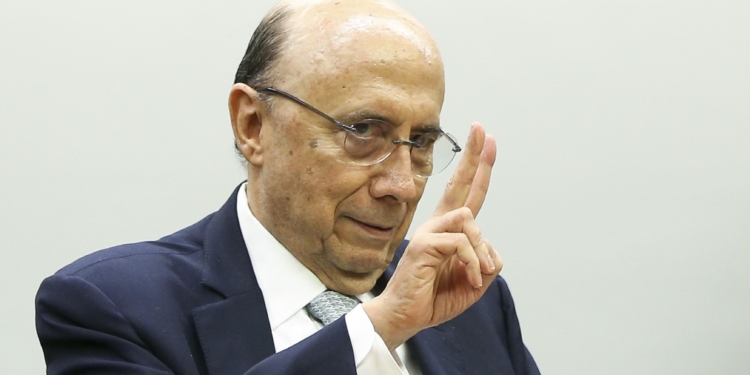 Brasília - O ministro da Fazenda, Henrique Meirelles, durante  audiência pública da Comissão Especial sobre Novo Regime Fiscal (PEC 241/16), na Câmara dos Deputados (Marcelo Camargo/Agência Brasil)