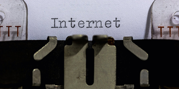 Número de brasileiros na internet | Imagem: ilustração
