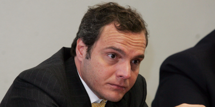 ADFUNARO573  BSB - 28/04/2010  - FUNARO / CPI - NACIONAL - O corretor de câmbio Lúcio Bolonha Funaro depõe na CPI das ONGs , nas comissões do Senado federal, em Brasília.FOTO: ANDRE DUSEK/AE