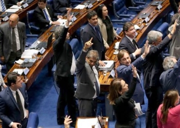 Brasília - Plenário do Senado aprova projeto que estabelece regras para aplicativos de transporte individual (Wilson Dias/Agência Brasil)