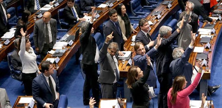 Brasília - Plenário do Senado aprova projeto que estabelece regras para aplicativos de transporte individual (Wilson Dias/Agência Brasil)