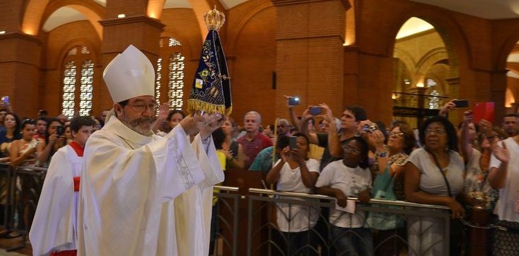 Aparecida (SP) - Missa de Nossa Senhora Aparecida no Santuário Nacional no dia da Padroeira do Brasil (Rovena Rosa/Agência Brasil)