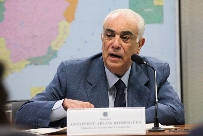 Ex-ministro dos Transportes preso na Operação Caixa D'Água