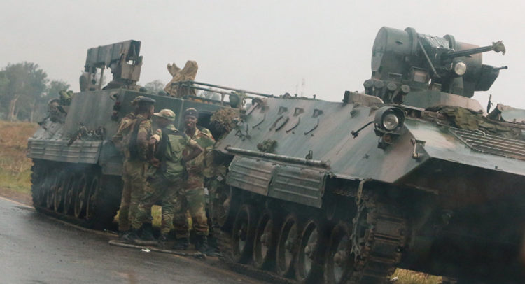 Militares derrubam presidente do Zimbábue | Foto: Spunik News