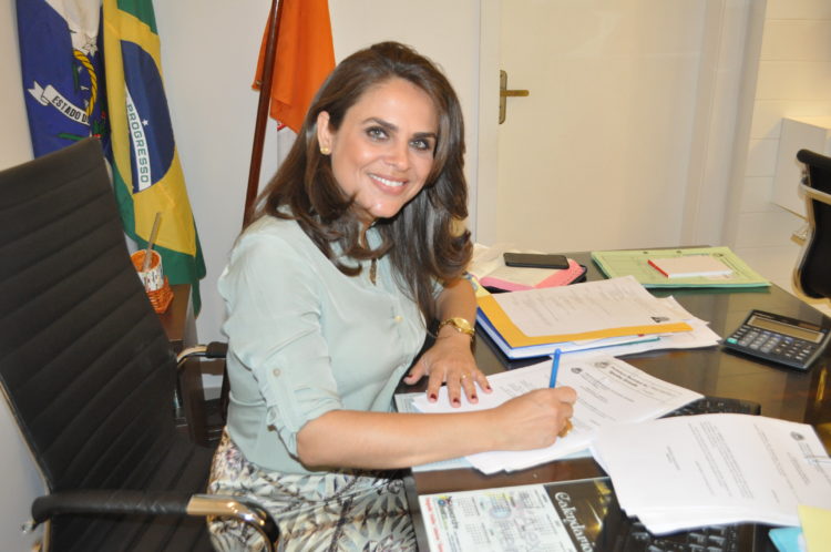 Prefeita de Iguaba Grande | Foto: Facebook