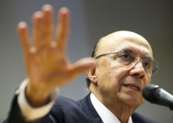 Brasília - O Ministro da Fazenda, Henrique Meirelles, durante entrevista coletiva.( Marcelo Camargo/Agência Brasil)